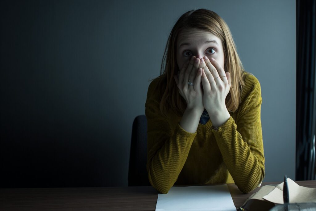 overwhelmed neurodivergent female - neurodivergence in women